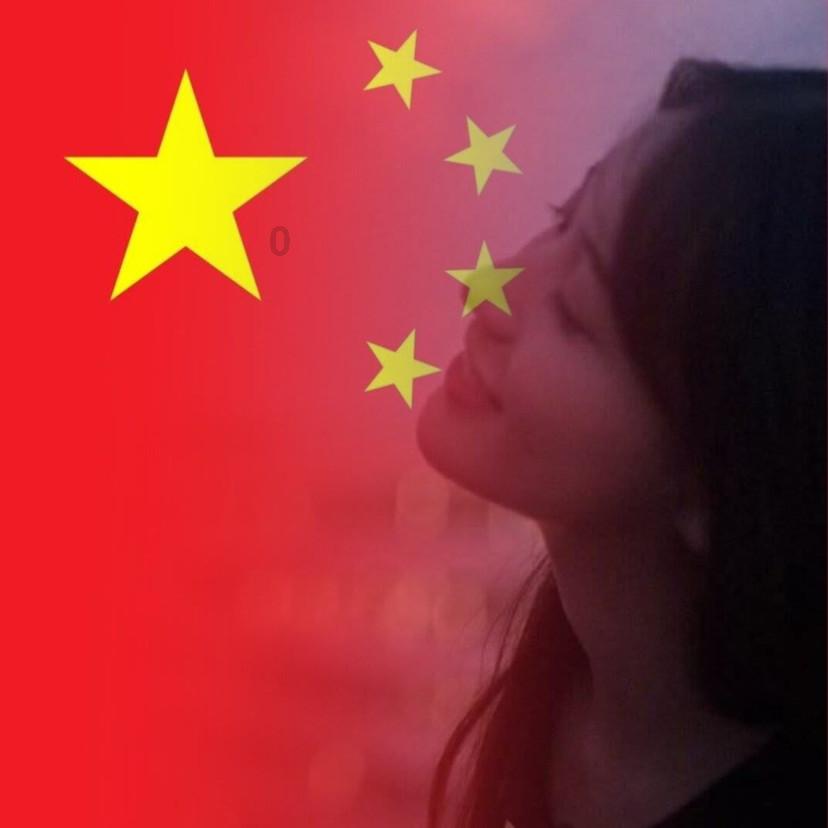 动漫人物吃东西